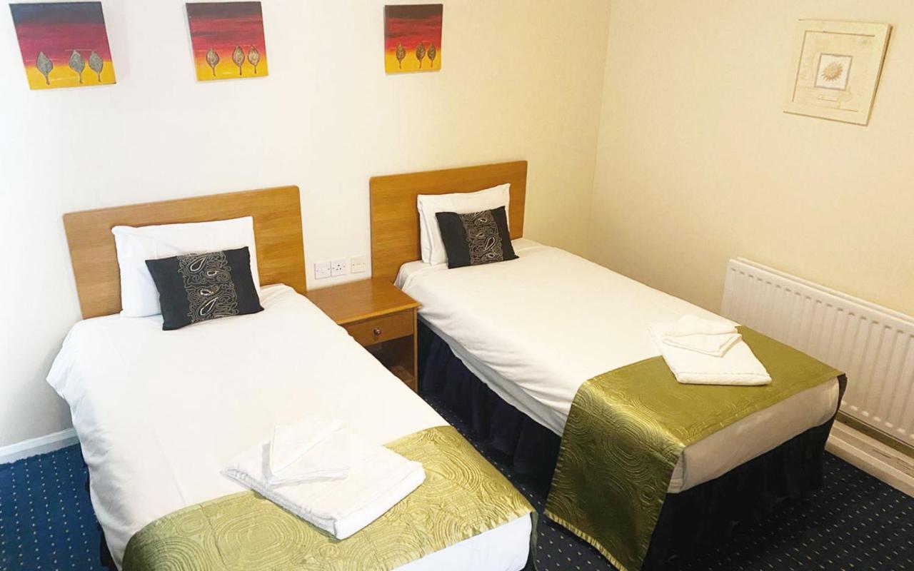 Flexistay Reading West Aparthotel - With Communal Kitchen Use Exterior photo
