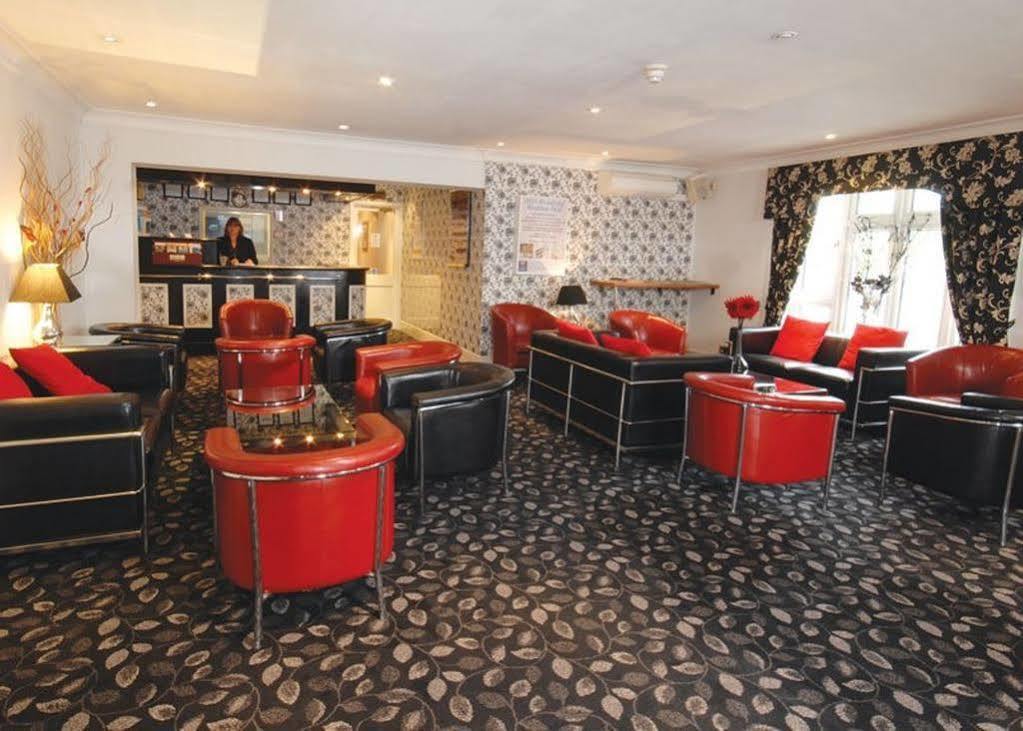 Flexistay Reading West Aparthotel - With Communal Kitchen Use Exterior photo